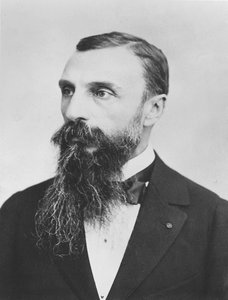 Muotokuva tutkimusmatkailija Auguste Paviesta tekijältä Courret Brothers